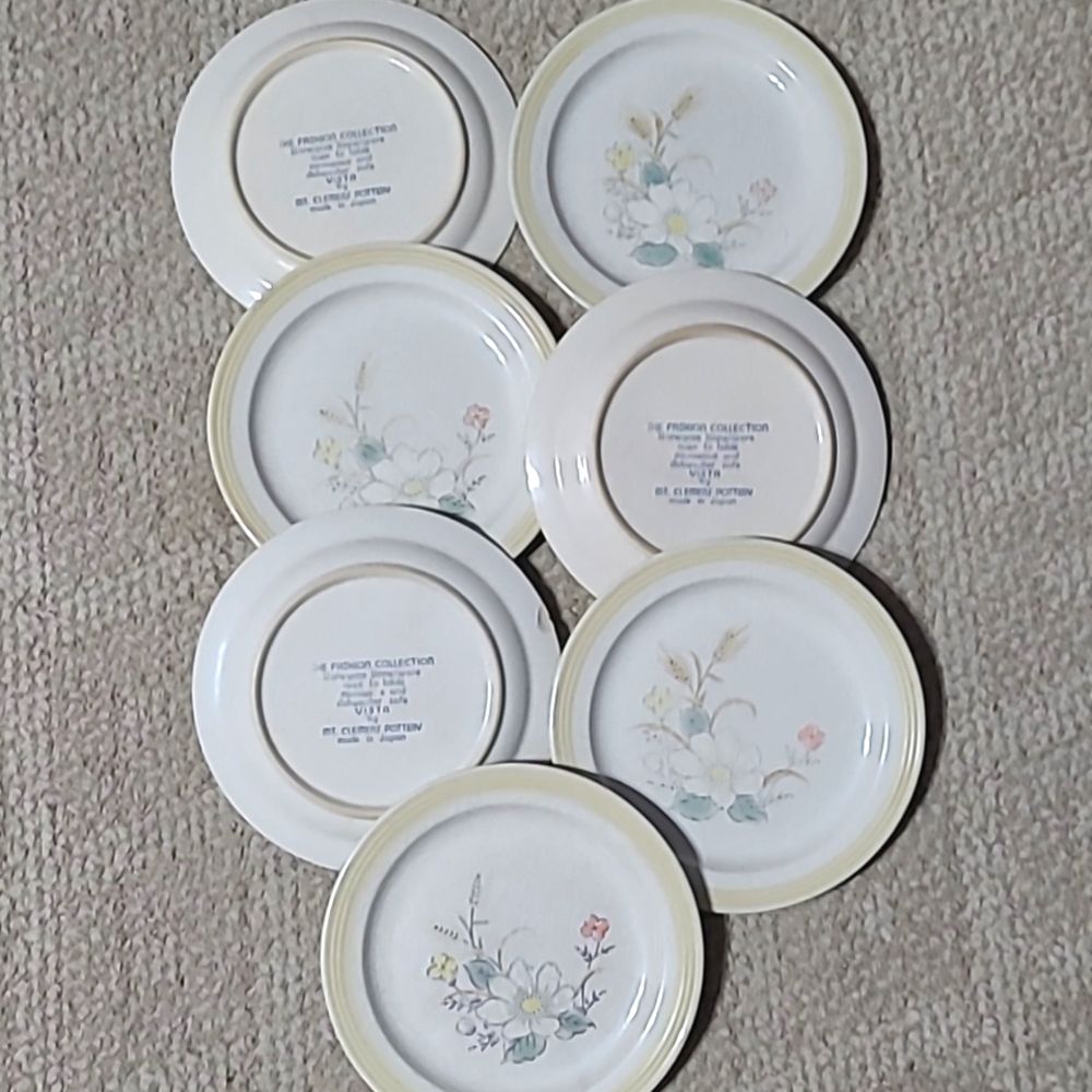 Vista by Mt. Clemens Pottery